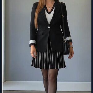 💕Calligraphie Skirt 💝 Just Posted